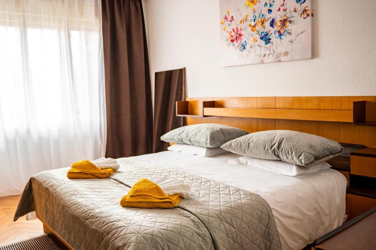 Apartment Soul Knin Buitenkant foto